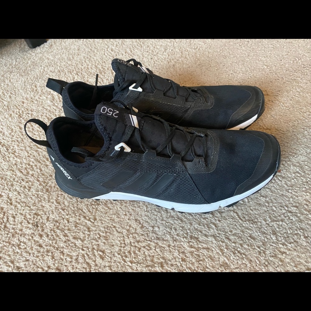 Adidas Terrex 250 Hiking Trail shoes - size 10.5